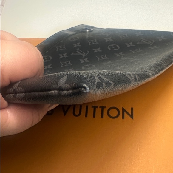 Louis Vuitton Pouchette - Picture 4 of 8